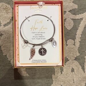 Footnotes Faith Hope Love Stainless Steel Expandable Bracelet - Silver